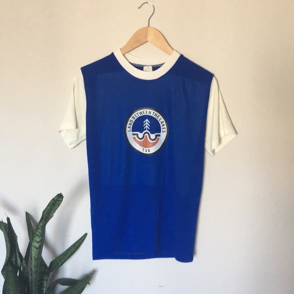 Vintage logo tee
